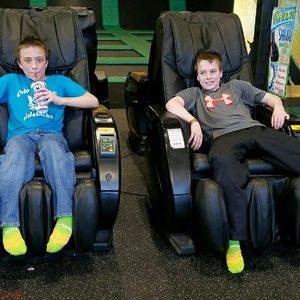 Meet your Posher, Denise